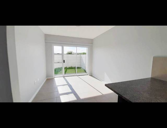 2 BEDROOM TOWNHOUSE RENTED IN FAIRVIEW